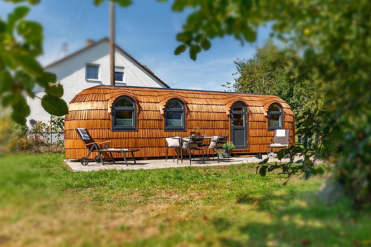 Auszeitgarten - Urlaub Im Tinyhaus Im Herzen Von Oberschwaben เอาเล็นดอร์ฟ ภายนอก รูปภาพ