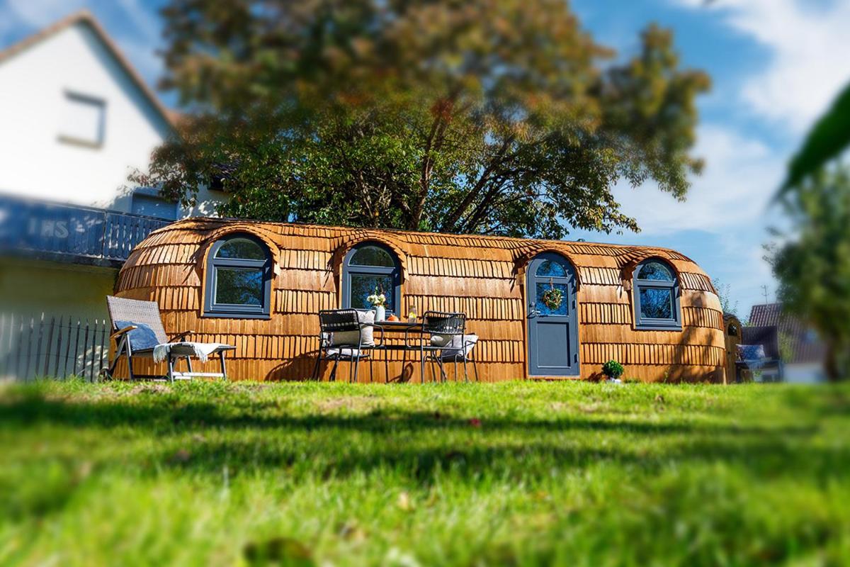 Auszeitgarten - Urlaub Im Tinyhaus Im Herzen Von Oberschwaben เอาเล็นดอร์ฟ ภายนอก รูปภาพ